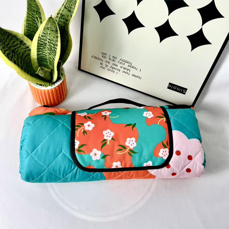 पिकनिक ब्लँकेट पोर्टेबल ट्रॅव्हल कॅम्पिंग वाळू फ्री बीच मॅट